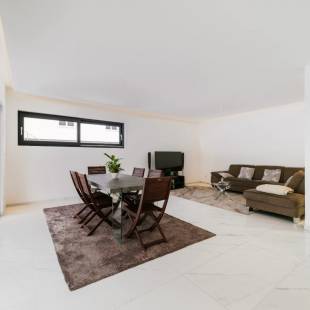 Maison avec salon sejour ouvert sur cuisine à Brunstatt-Didenheim Proche de Zillisheim