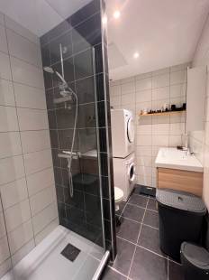 Salle d'eau Douche à l'italienne Appartement T3 de 67 m2 à Altkirch